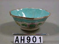 藏品(粉彩花式碗)的圖片